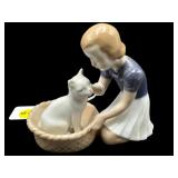 BING & GRONDAHL GIRL WITH KITTEN FIGURINE