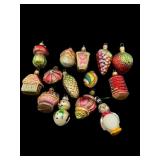 LOT OF VINTAGE ART GLASS CHRISTMAS ORNAMENTS