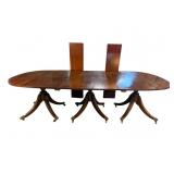 19TH CENTURY MAHOGANY TRIPLE PEDESTAL BANQUET