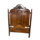WALNUT HIGHBACK VICTORIAN BED