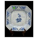 ORIENTAL PORCELAIN BLUE AND WHITE SQUARE SERVING