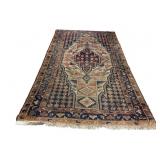 6 FT 8 IN X 5 FT 2 IN ANTIQUE HAND MADE CARPET