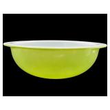 VINTAGE LIME GREEN PYREX 2 QUART DISH BOWL