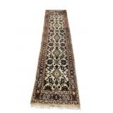 10 FT 3 IN X 2 FT 6 IN HANDMADE RUNNER