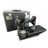 SINGER FEATHERWEIGHT SEWING MACHINE WITH CASE