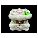 ANTIQUE WAVECREST PORCELAIN POWDER JAR
