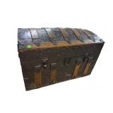 SMALL ANTIQUE DOME TOP TRUNK