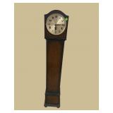 ENGLISH OAK GRANDDAUGHTER CLOCK