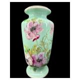LARGE VICTORIAN HAND PAINTED FLOWERS FOOTED VASE