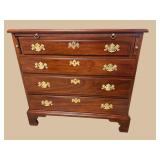 HENKEL HARRIS BATCHELORS CHEST WITH PULLOUT SLIDE