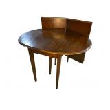 DREXEL SOLID MAHOGANY DROP LEAF DINING ROOM TABLE