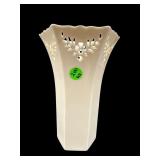 LENOX SHELBURNE RETICULATED VASE