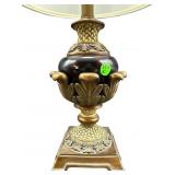 SMALL URN STYLE DECORATOR LAMP