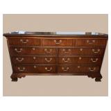 DREXEL SOLID MAHOGANY BANDED DRESSER