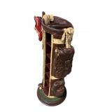 GOLF CLUB AND BALL HOLDER