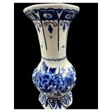 SMALL BLUE DELFT PORCELAIN BUD VASE