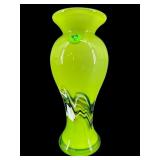 APPLE GREEN MURANO STYLE ART GLASS VASE