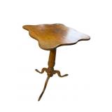 NEW ENGLAND 19TH CENTURY MAPLE TABLE