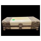 HOLLYWOOD REGENCY STYLE ORNATE DRESSER BOX