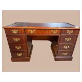 MT AIRY FURNITURE MAHOGANY LEATHER TOP DESK