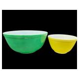 2 VINTAGE PYREX PRIMARY COLORS MIXING BOWLS