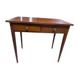 SOLID MAHOGANY BENCHMADE HEPPLEWHITE TABLE
