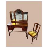 WALNUT TRI-FOLDING MIRROR VANITY