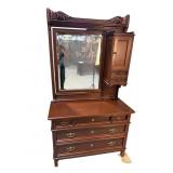 19TH CENTURY MAHOGANY BONNET DRESSER