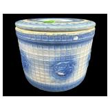 ANTIQUE BLUE AND WHITE SALT GLAZE STONEWARE CROCK