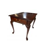 PENNSYLVANIA HOUSE CHERRY QUEEN ANNE END TABLE