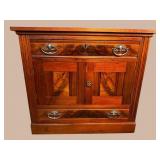 WALNUT VICTORIAN WASHSTAND