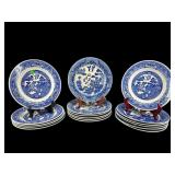 17 PCS OF BLUE WILLOW DINNER PLATES