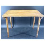 PINE CHILD SIZE FOLDING TABLE