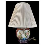 ORIENTAL PORCELAIN BIRD AND FLOWER TABLE LAMP