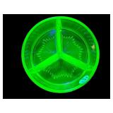GREEN DEPRESSION URANIUM 3 PART DIVIDED DISH