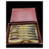 LOT OF 6 800 SILVER SPOONS IN BOX
