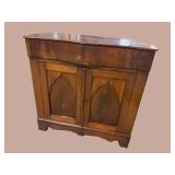 19TH CENTURY FLAME MAHOGANY WASH STAND