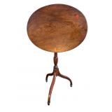 19TH CENT. MAHOGANY TILT TOP PEDESTAL TABLE
