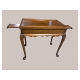 SOLID MAHOGANY QUEEN ANNE TEA TABLE