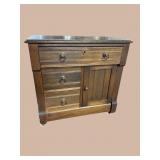 OAK EASTLAKE STYLE WASHSTAND