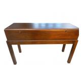 SOLID MAHOGANY LIFT TOP TABLE