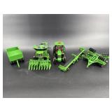 5 PC LOT JOHN DEERE ERTL DIECAST AND PLASTIC TOY