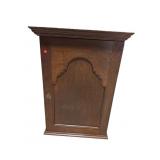18TH CENT. OAK HANGING FLAT WALL CUPBOARD