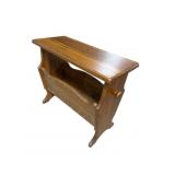OAK MAGAZINE TABLE