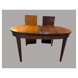 CRAFTIQUE SOLID MAHOGANY DINING ROOM TABLE