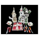 LOT OF CHRISTMAS HOUSES BOWLS AND SPREADERS