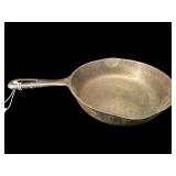 ANTIQUE 7 IN GRISWOLD CAST IRON SKILLET
