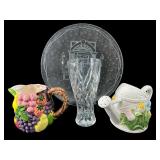 LOT OF CERAMIC AND GLASS ITEMS