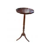 MAHOGANY FINISH PEDESTAL PLANT STAND