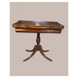 MAHOGANY FLIP TOP GAME TABLE